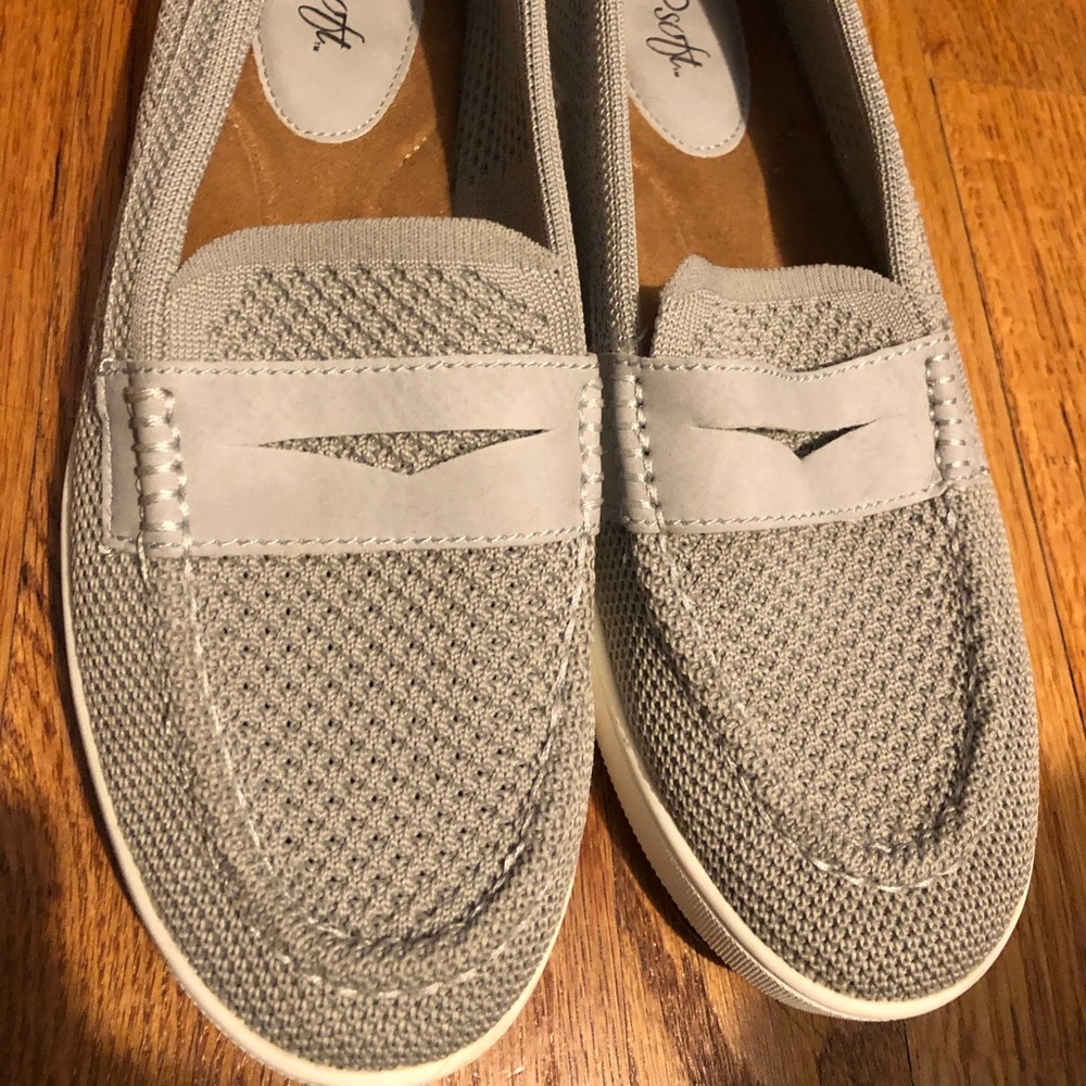Slip on sneakers
